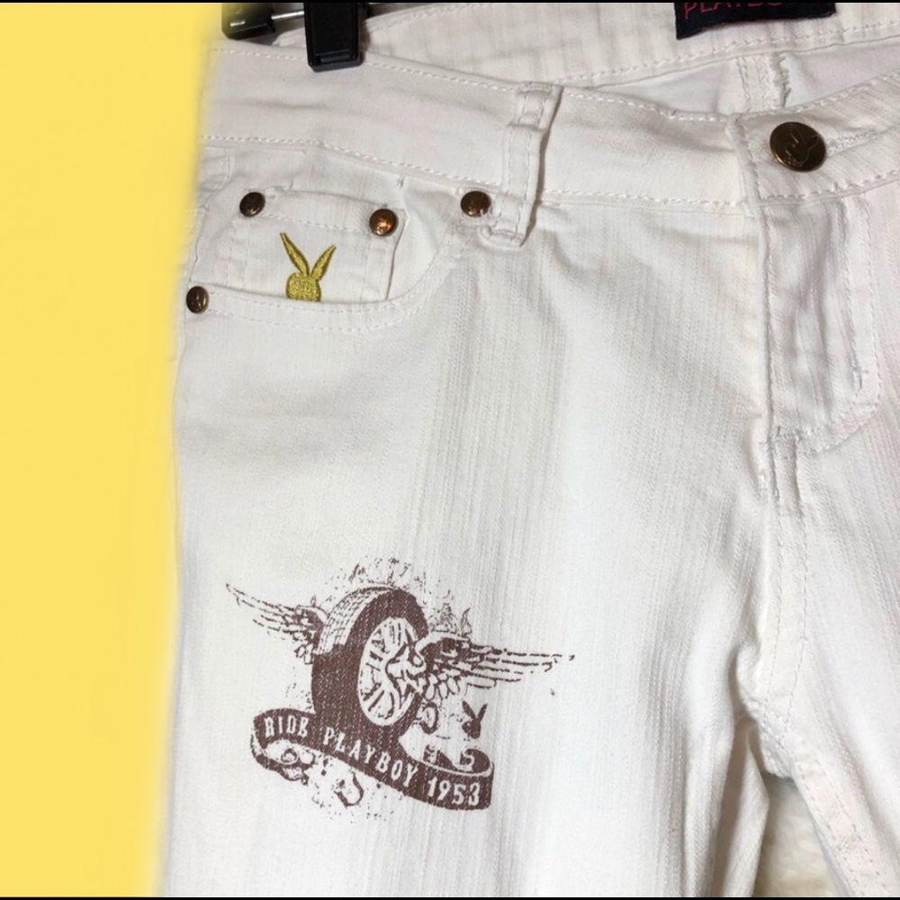 PLAYBOY White Capris